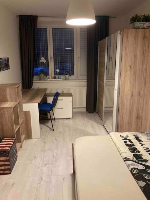 Apartman S Terasou, Bezplatne Parkovanie Lejlighed Bratislava Eksteriør billede