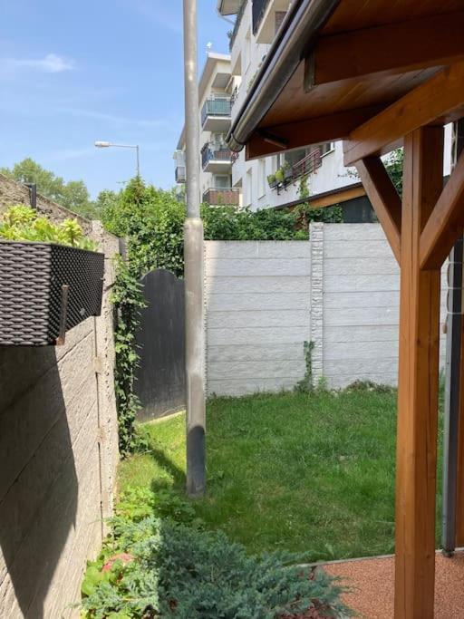 Apartman S Terasou, Bezplatne Parkovanie Lejlighed Bratislava Eksteriør billede